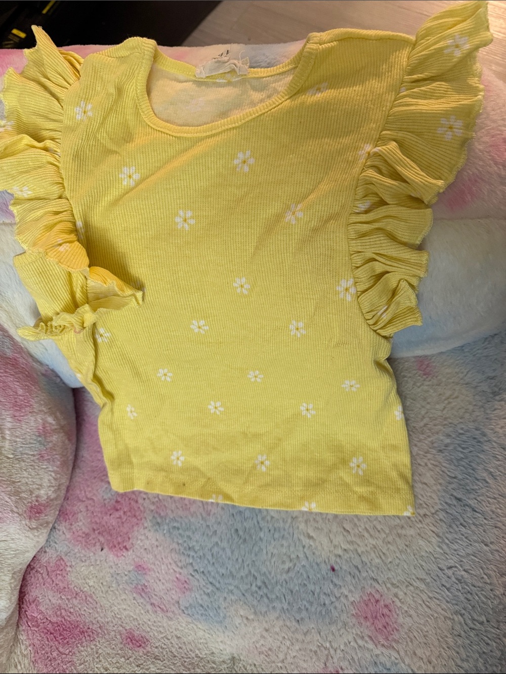 Jessica Simpson Yellow Floral Ruffle Sleeve Tee